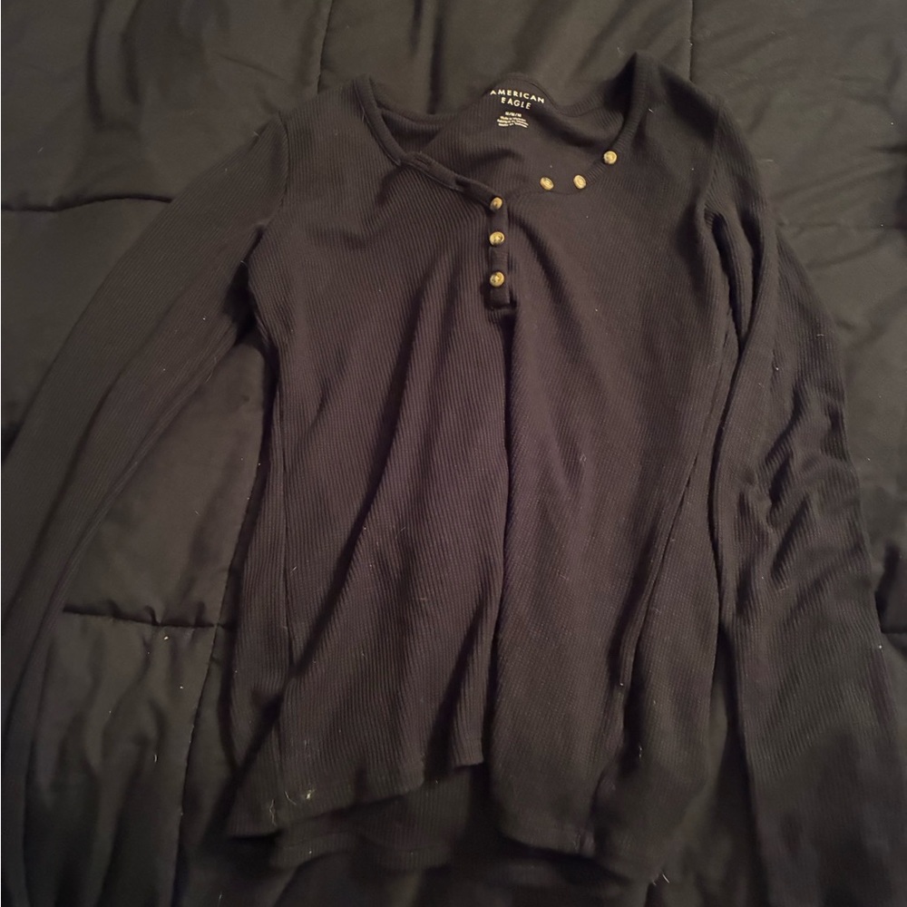 American Eagle Outfitters Black Long Sleeve Tee